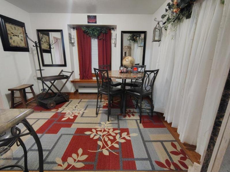 Cozy With A Scenic View Apartment